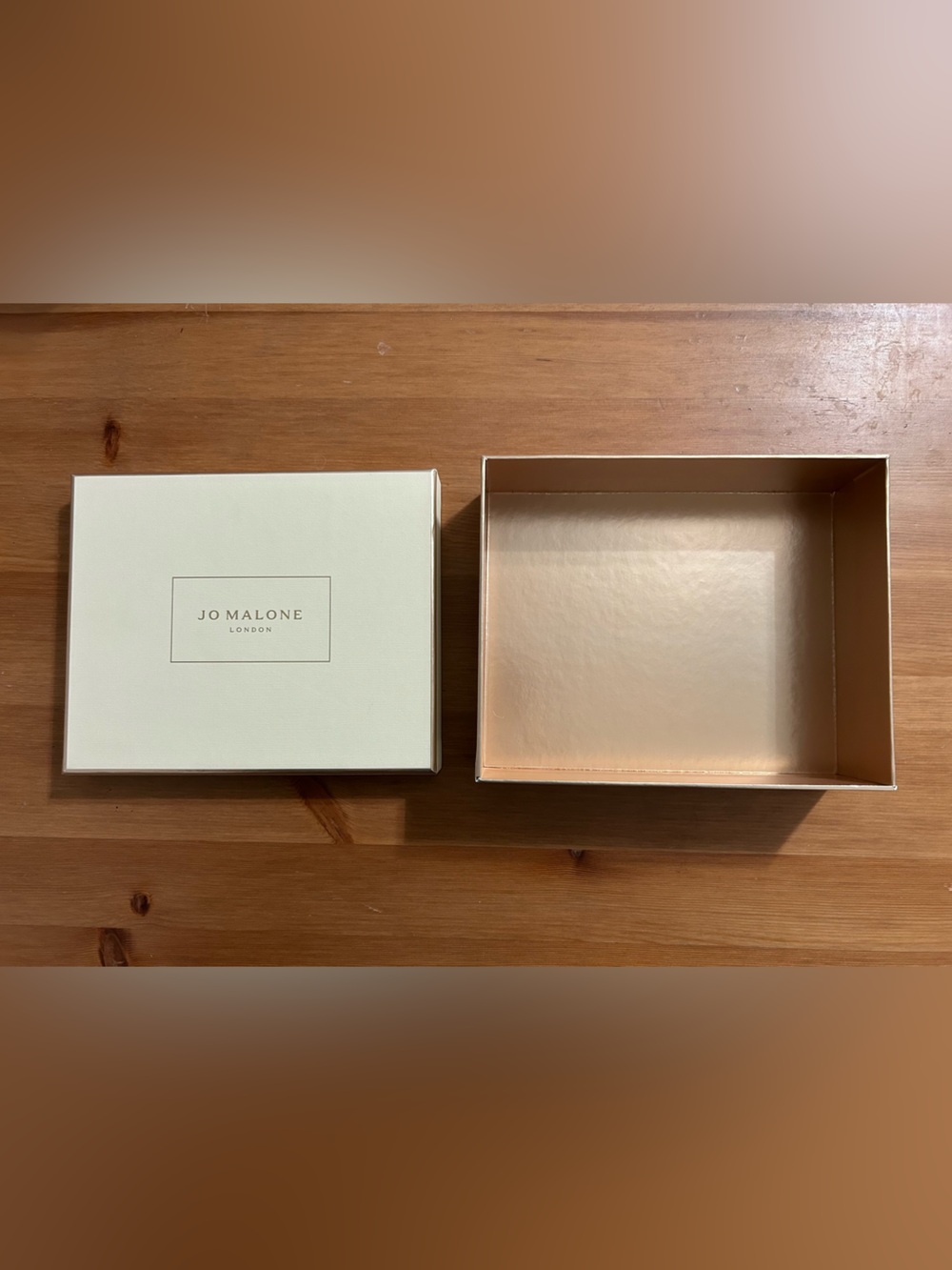 Jo Malone Gift box